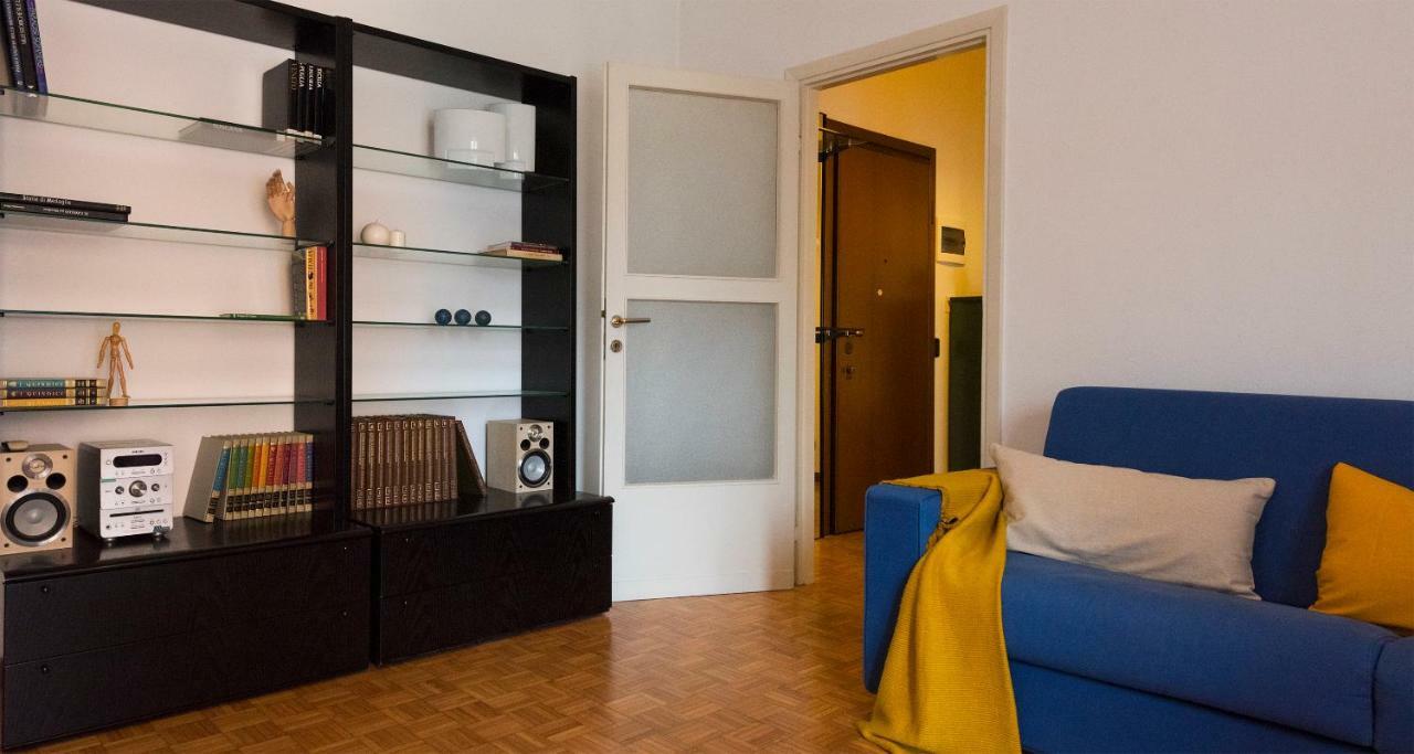 Joivy Welcoming 1Br Apt Next To Villa Olmo Como Kültér fotó