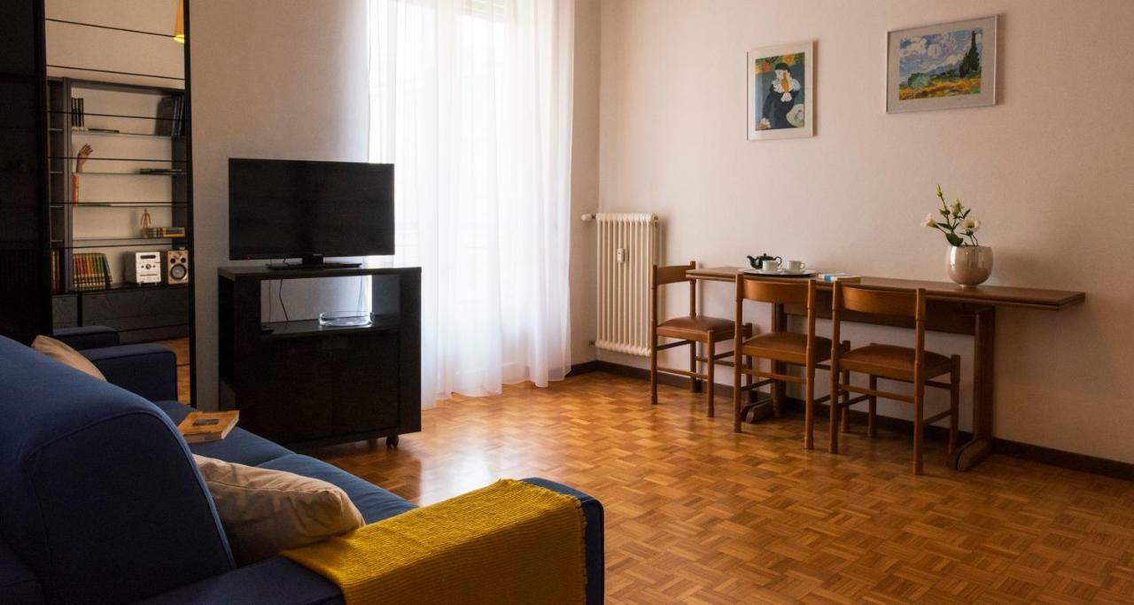 Joivy Welcoming 1Br Apt Next To Villa Olmo Como Kültér fotó
