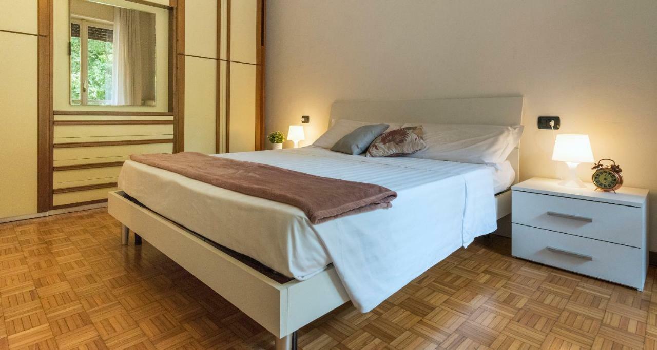 Joivy Welcoming 1Br Apt Next To Villa Olmo Como Kültér fotó