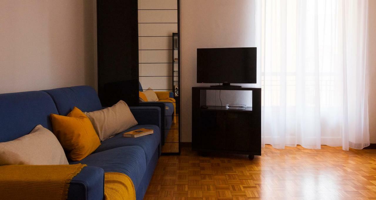 Joivy Welcoming 1Br Apt Next To Villa Olmo Como Kültér fotó