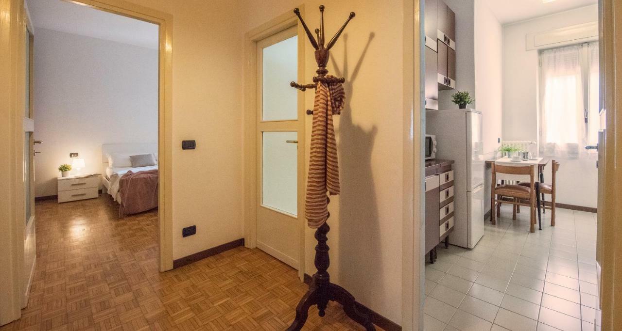 Joivy Welcoming 1Br Apt Next To Villa Olmo Como Kültér fotó